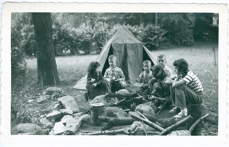 1950_Greer_campfire