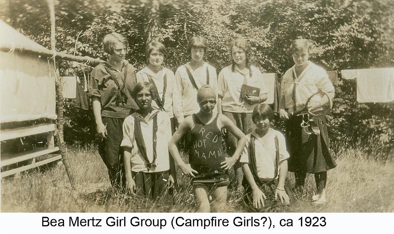 1923_Mertz_Bea_girl_group-1