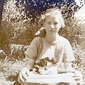 1920_Mertz_Bea_cat