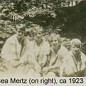 1923_Mertz_Bea_girl_group-2