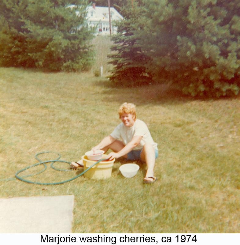 1974_Davis_Marg-1