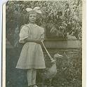 young_girl_with_goose