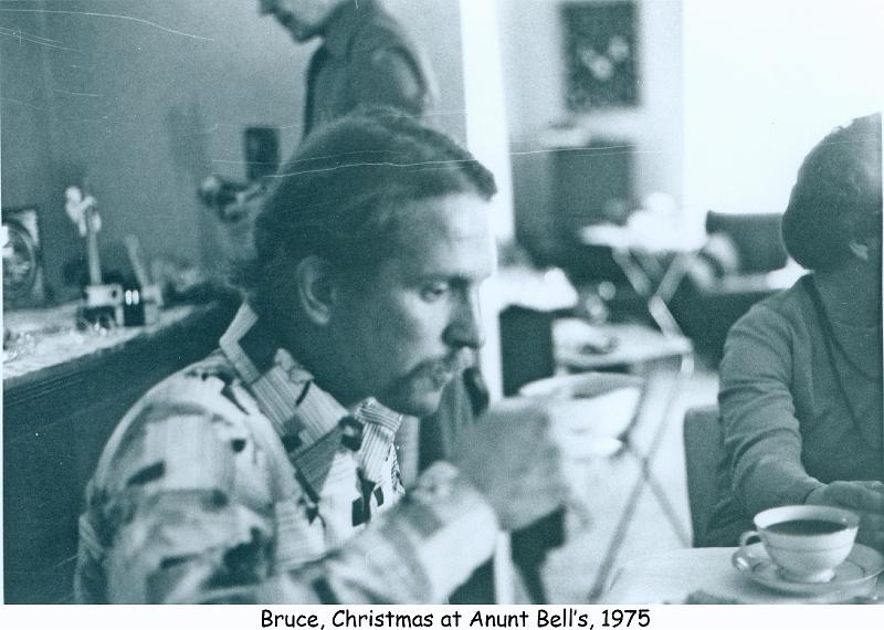 1975_59e_xmas_bg_wag