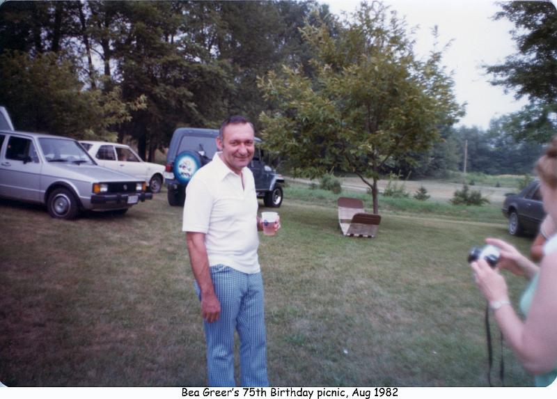 1982_64d_b-day_bea