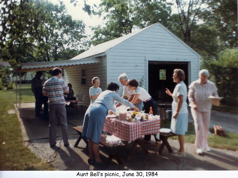 1984_31d_picnic_wag