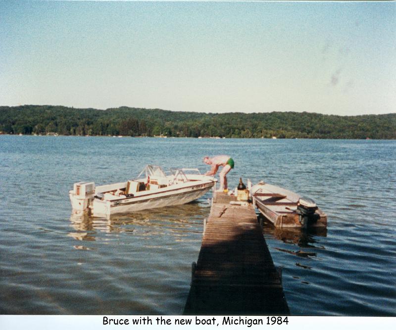 1984_44b_mich_bg