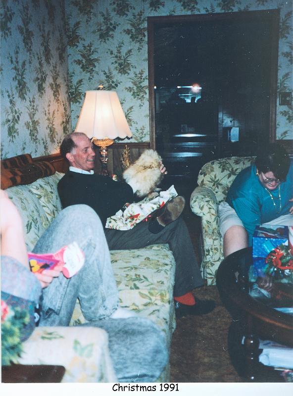 1991_67a_xmas_bg_wag