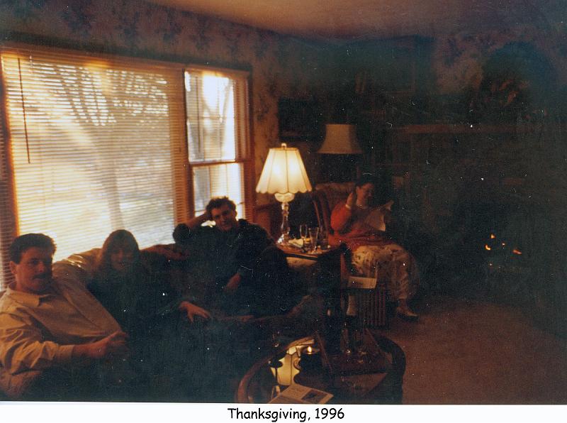 1996_68b_thnkgvg_fam_wag