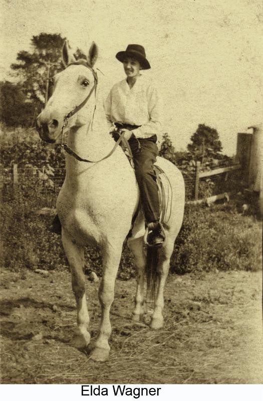 1914_Smith_Elda_horseback1