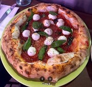 IMG_8765c_Napoli pizza2